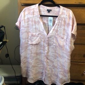 Pink camo button up
